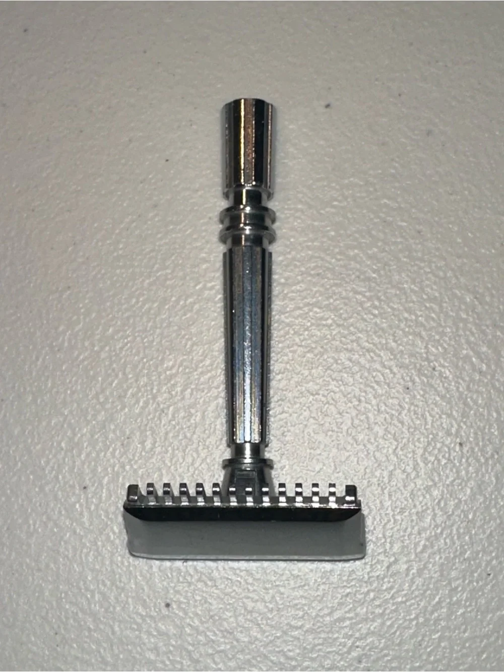 Classic Men’s Double-Edge Safety Razor - Chrome Finish